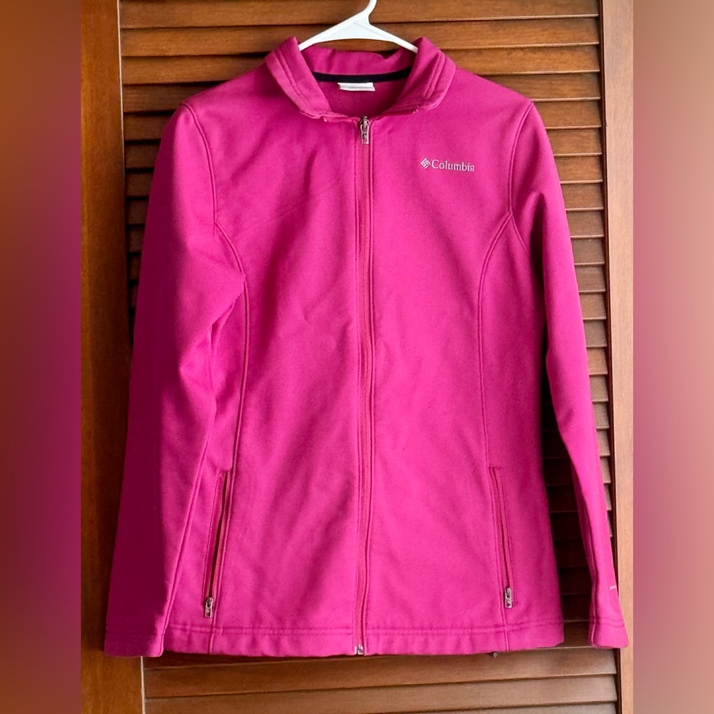 Women’s Columbia Omi -Shield Jacket.